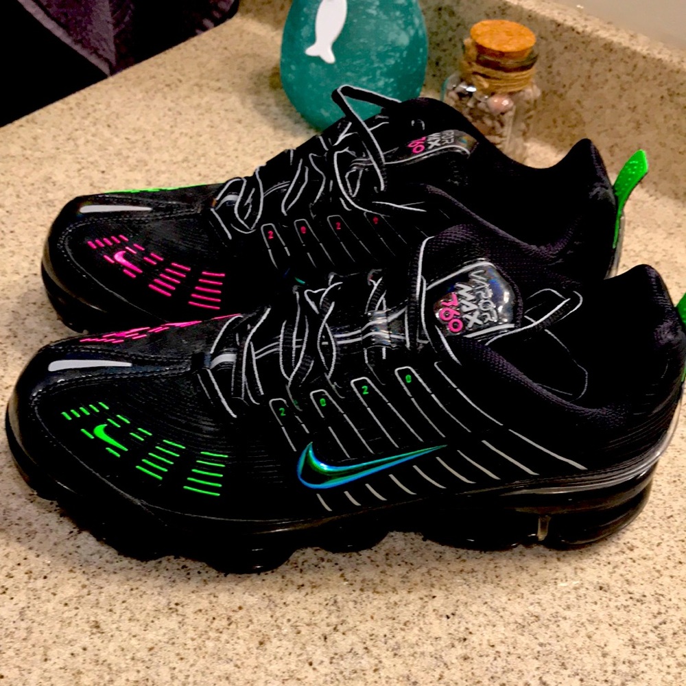 Nike - Vapormax sz 12